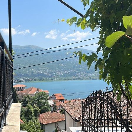 Apartments Veronika Ohrid Extérieur photo