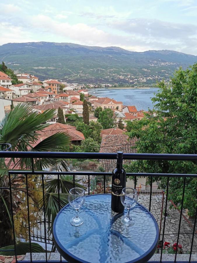 Apartments Veronika Ohrid Extérieur photo