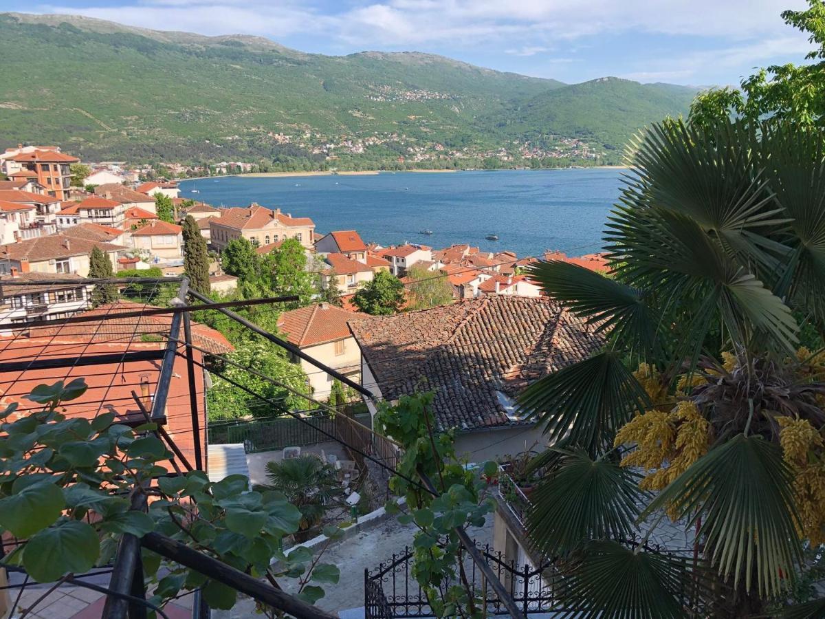 Apartments Veronika Ohrid Extérieur photo