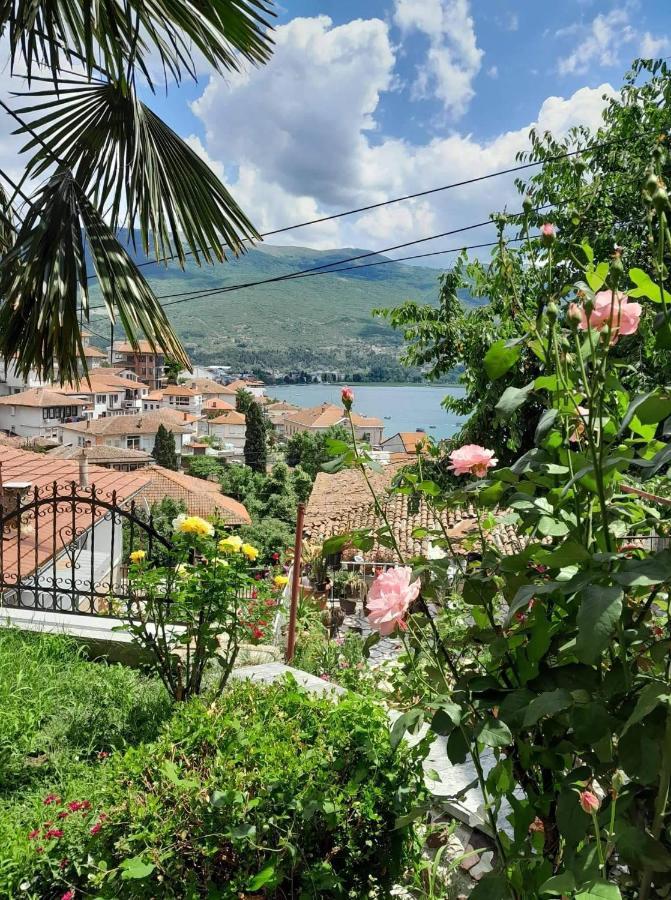 Apartments Veronika Ohrid Extérieur photo