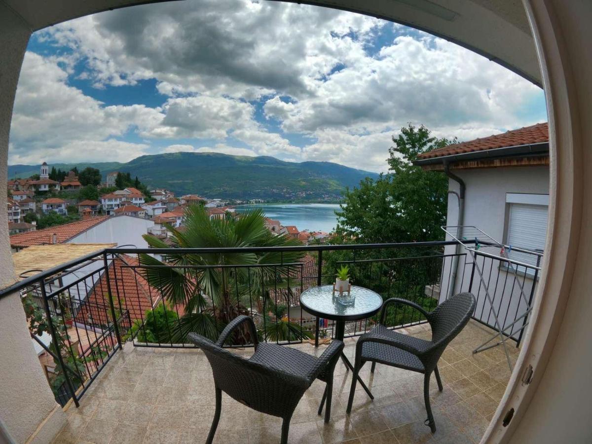 Apartments Veronika Ohrid Extérieur photo