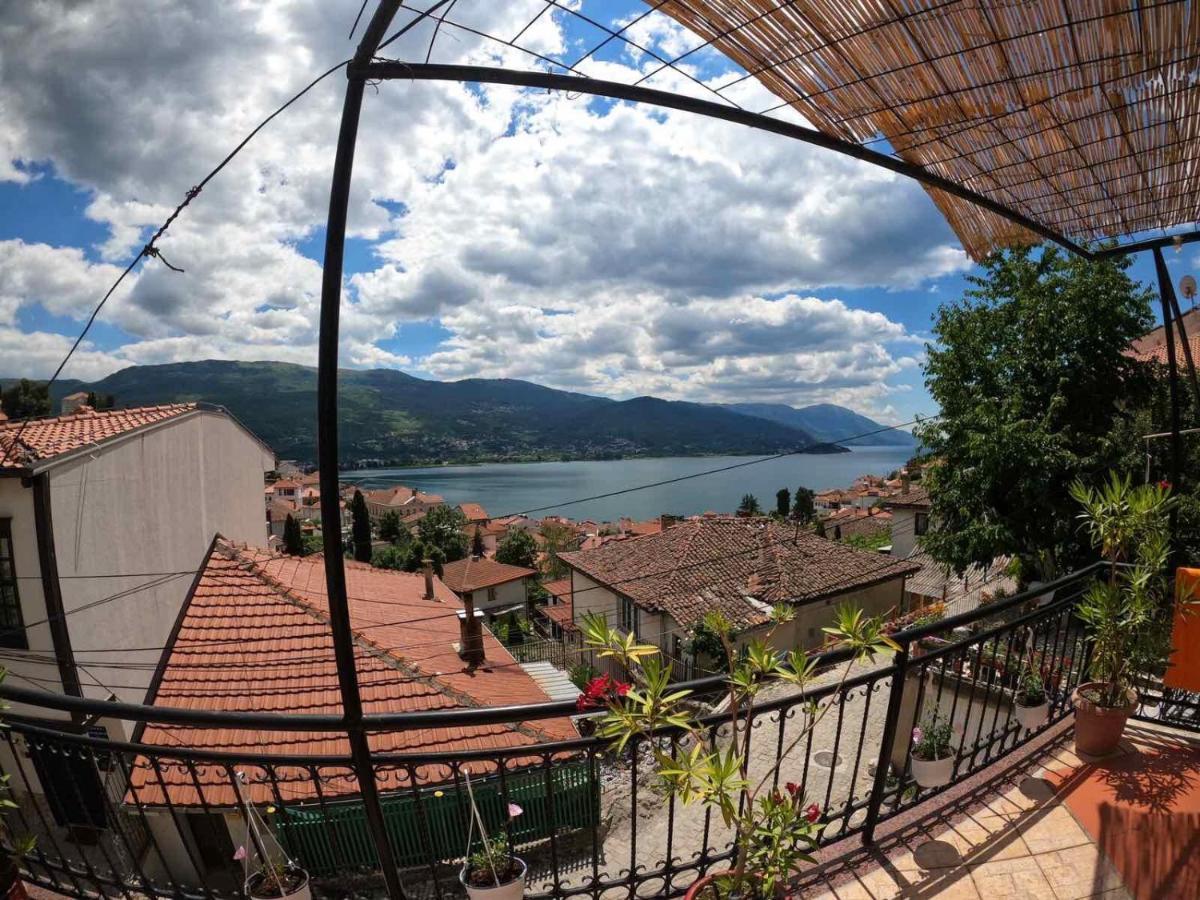 Apartments Veronika Ohrid Extérieur photo