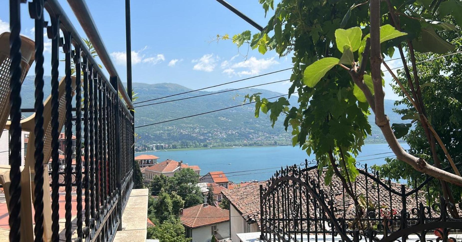 Apartments Veronika Ohrid Extérieur photo